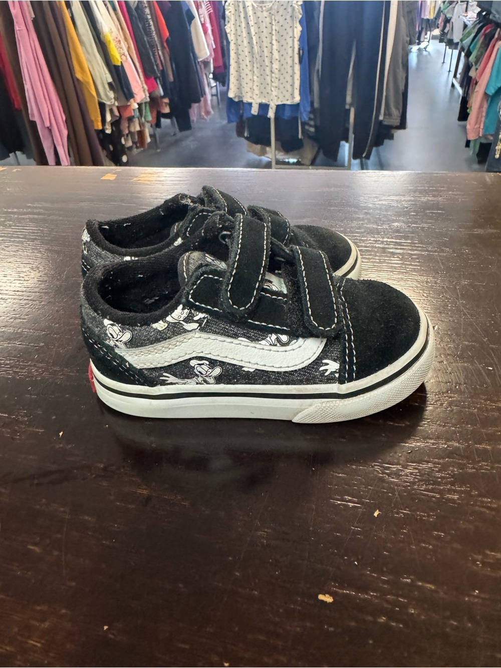 Vans Kids Black & White Mickey Mouse Velcro Low-Top Sneakers - Picture 3 of 7